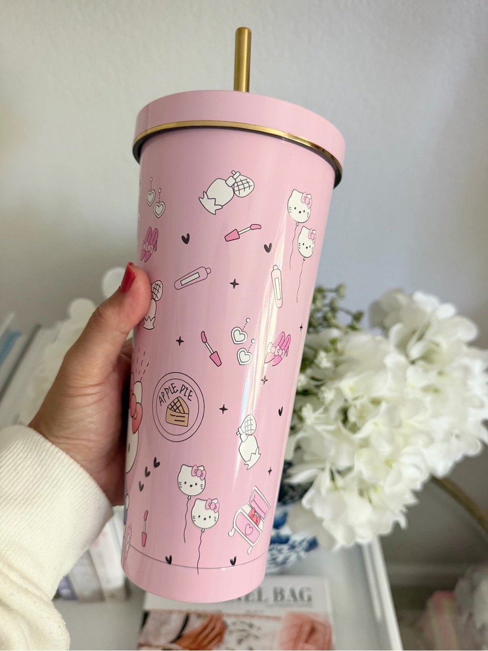 Hello Kitty Pink Gold Trim Tumbler with Straw - Picture 4 of 5